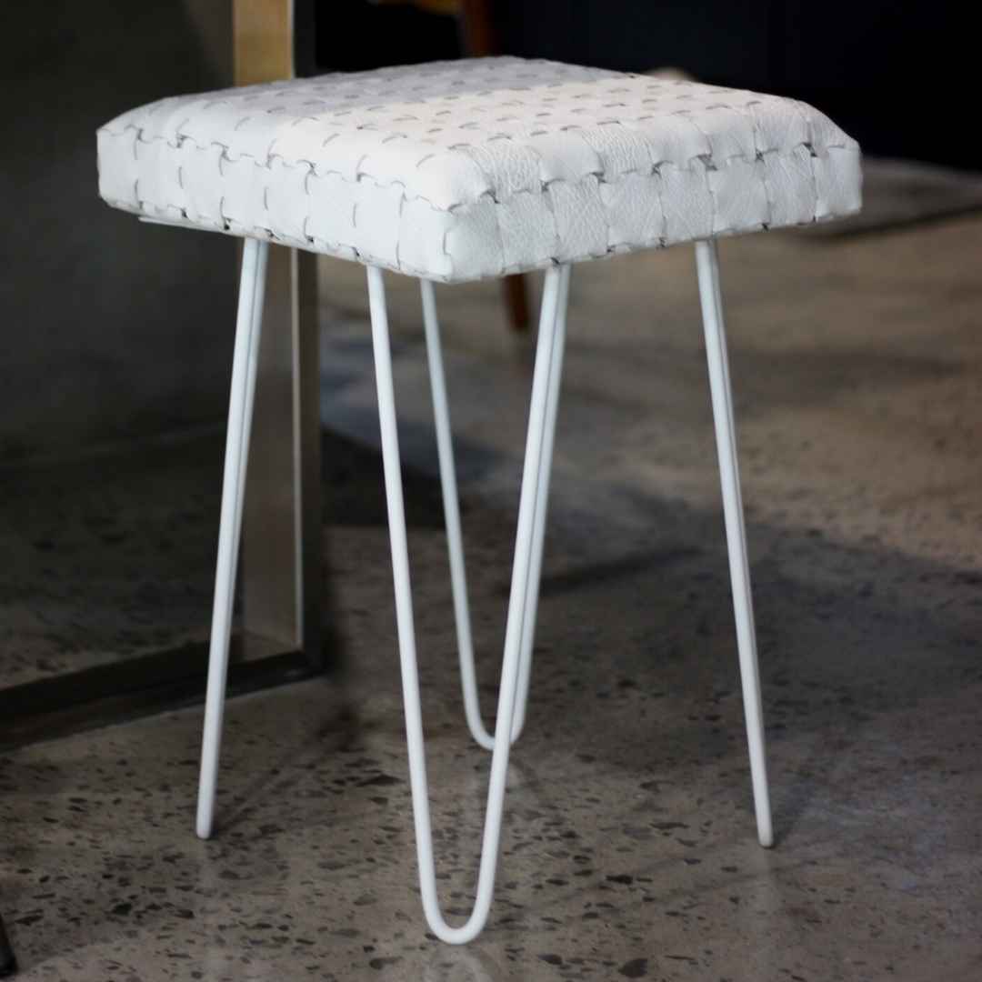 Impegno Stool